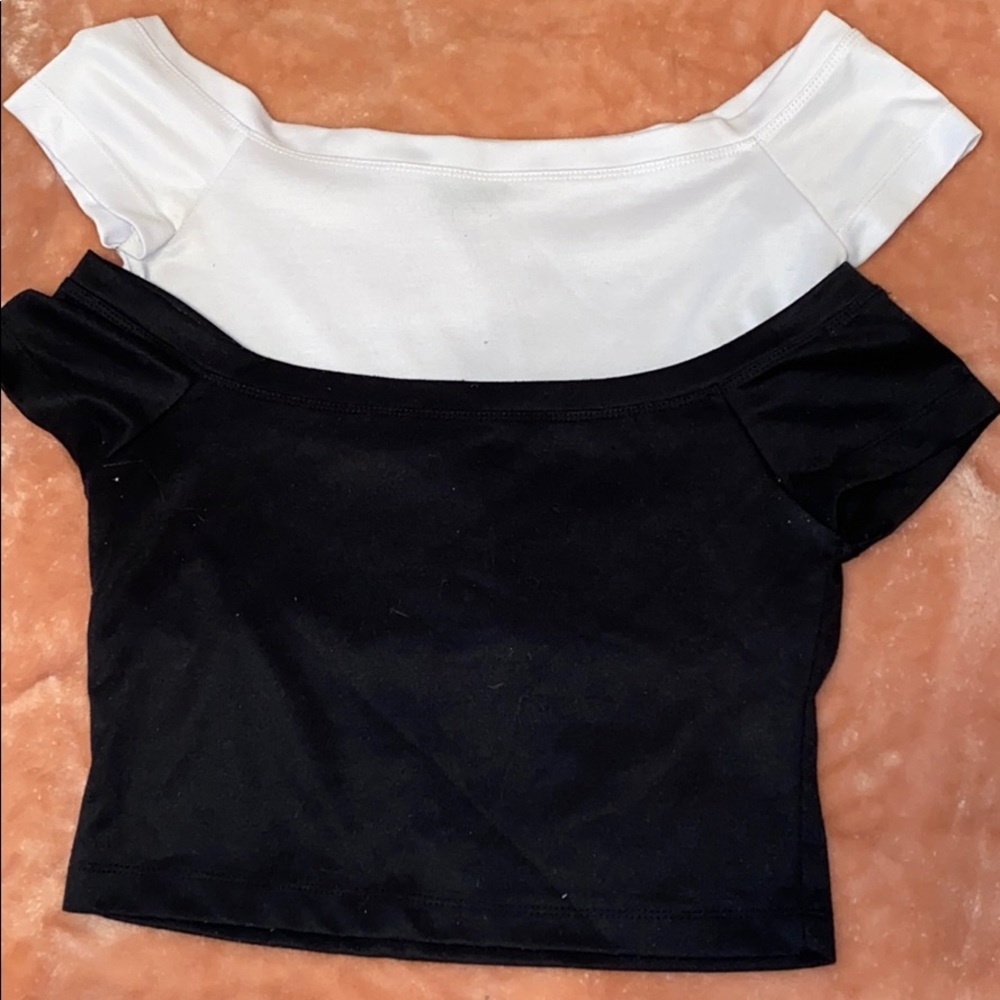Black and white off the shoulder bundle